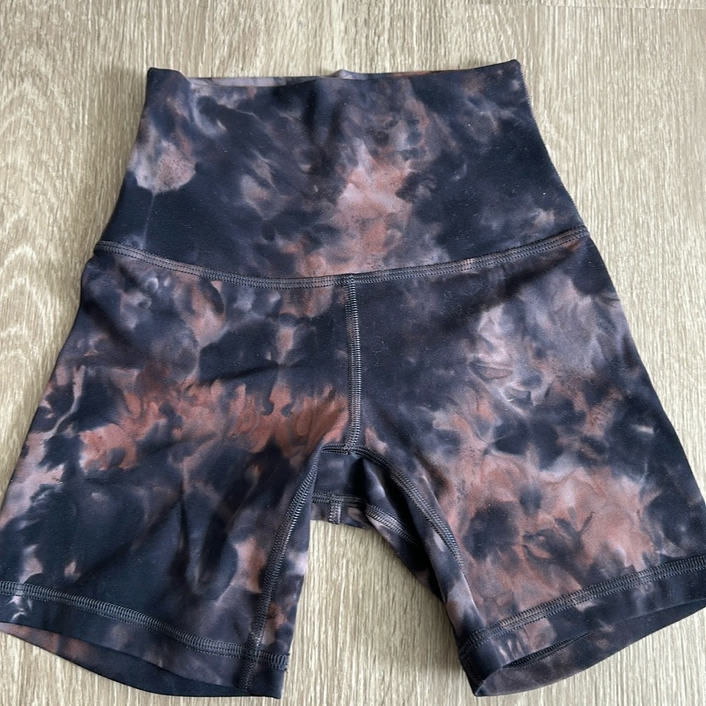 Lululemon align bike shorts